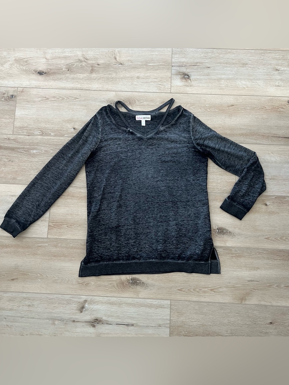 Flirtitude Active cutout top